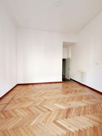 QUADRILOCALE FINEMENTE RISTRUTTURATO DI 165 MQ MM P. ROMANA - Foto 3