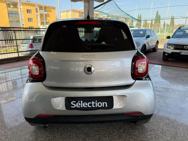 smart forfour 0.9 T 90CV Passion Twinamic , CAMBIO AUT - TETTO - Foto 5