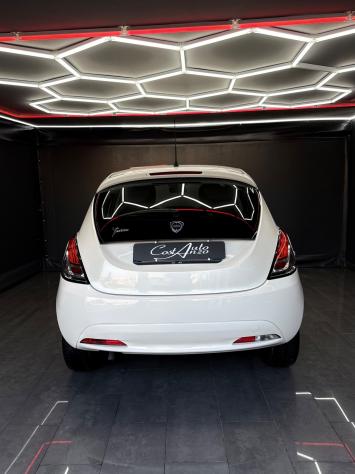 Lancia Ypsilon 1.2 Benzina Gold 44000 KM - Foto 6