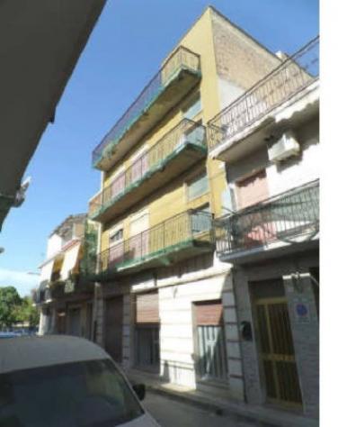 Immobile in asta di 146 m² con più di 5 locali in vendita a Floridia - Foto 2