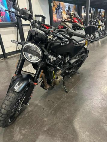HUSQVARNA Svartpilen 401 svartpilen 401 A2 rif. 23958062 - Foto 2