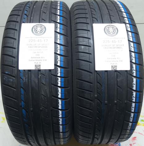 2 GOMME 225 45 17 DUNLOP A70385
