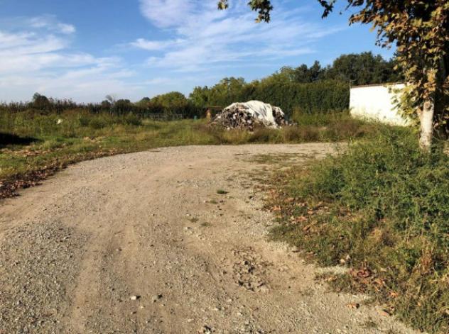 Immobile in asta di 1338 m² in vendita a Terranova dei Passerini - Foto 2