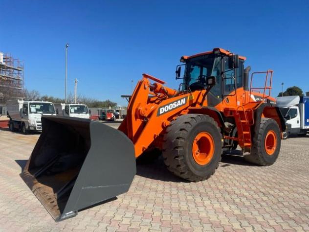 DOOSAN DL300-5 PALA GOMMATA WHEEL LOADER rif. 23934793 - Foto 10