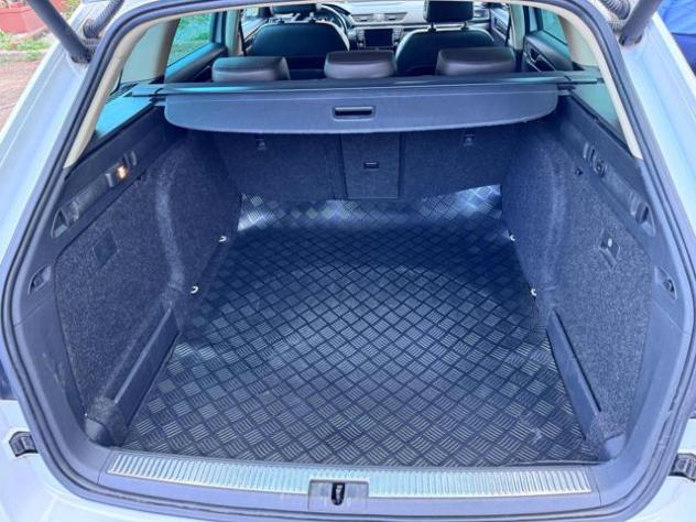 SKODA Superb 2.0 TDI 190 CV SCR DSG Wagon Laurin&Klement rif. 24125816 - Foto 10
