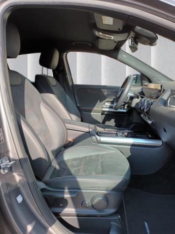 MERCEDES-BENZ GLA 200 D AMG PREMIUM 150CV AUTO PACK LUCI INT rif. 24115313 - Foto 10