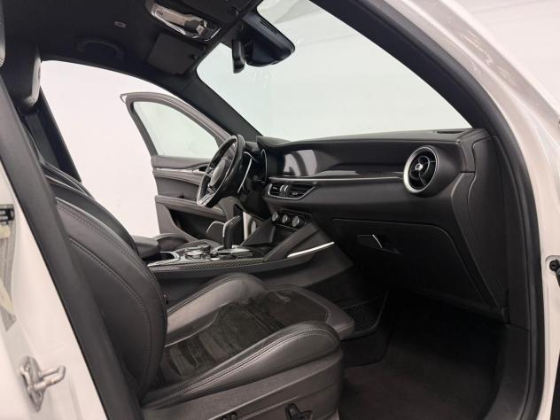 Alfa Romeo Stelvio 2.2 diesel 210 AT8 Q4 Veloce Tì Harman Kardon - Foto 10