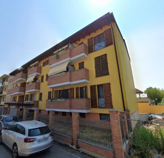 Immobile in asta di 89 m² con 3 locali e box auto in vendita a Vermezzo con Zelo