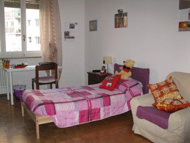 TRE CAMERE SINGOLE PER STUDENTESSE