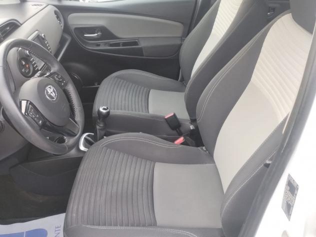 Toyota Yaris III 2017 5p 1.0 Cool my18 - Foto 8