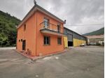 Commerciale in vendita a Albisola Superiore