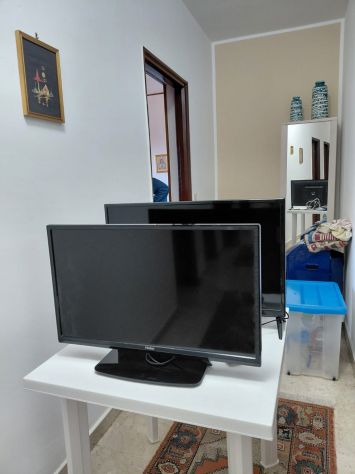 Televisore 32 pollici 2 pezzi