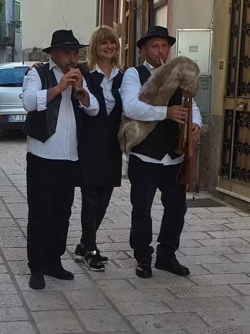 ZAMPOGNA E ZAMPOGNARI PER NATALE - Foto 2