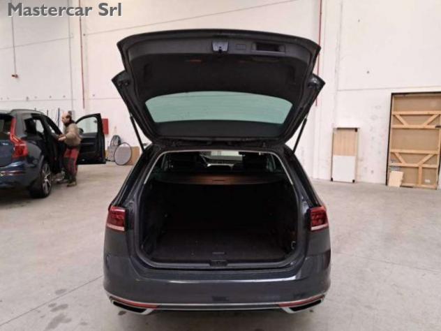 VOLKSWAGEN Passat Variant Passat Variant 2.0 tdi Executive 4motion 200cv dsg rif. 23803558 - Foto 5