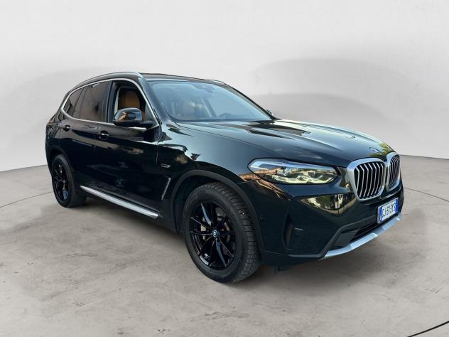 BMW X3 xdrive30e PHEV auto TOTAL BLACK - Foto 2
