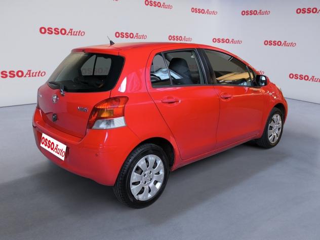 Toyota Yaris 1.0 BENZINA 69 HP 5 PORTE COMMERCIANTI - Foto 3