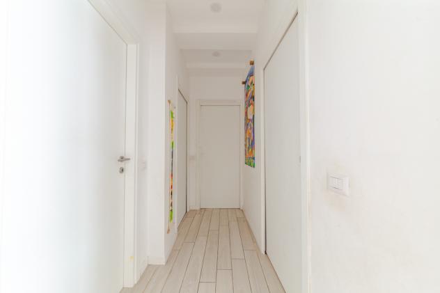 ZONA LORENTEGGIO SPLENDIDO TRILOCALE RISTRUTTURATO 2 CAMERE 2 BAGNI 2 BALCONI . MM4 - Foto 18