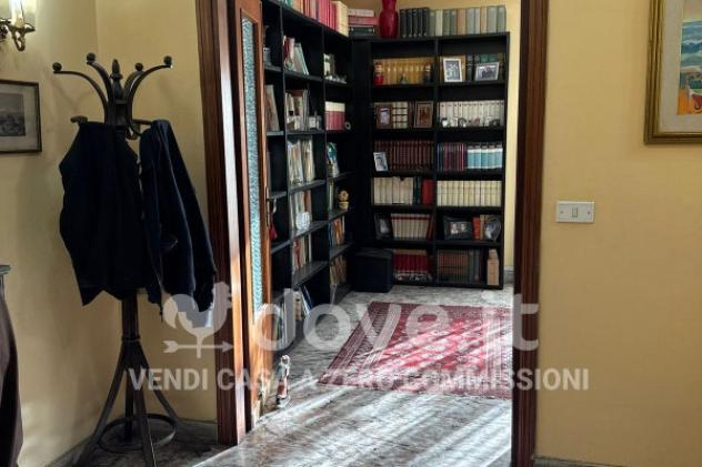 Appartamento di 173 m² con 4 locali e posto auto in vendita a Reggio Calabria - Foto 3