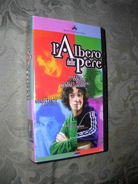 L'ALBERO DELLE PERE