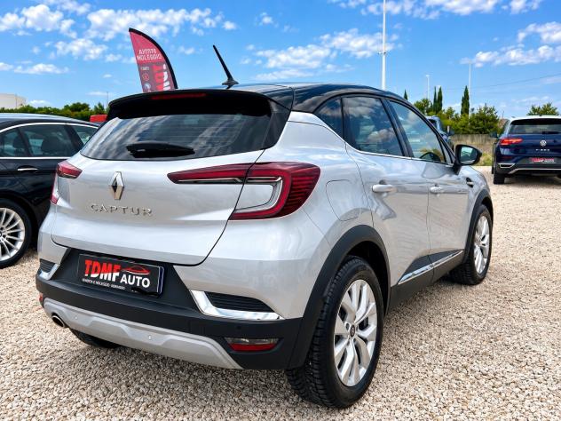 Renault Captur 1.5 dCi 95 CV - Foto 8