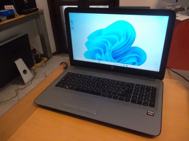 NOTEBOOK HP 15-AF032NL SCHERMO DA 15,6 POLLICI WINDOWS 11 - Foto 7