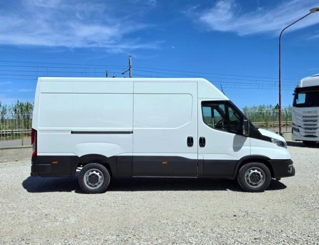 IVECO DAILY 35S16 V E6 FURGONE PASSO MEDIO L3 H2 rif. 23912685 - Foto 4