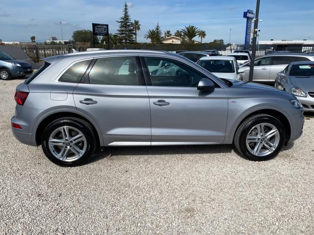 Audi Q5 2.0 TDI 190 CV quattro S tronic S line plus UNICO PROPIETARIO - Foto 2