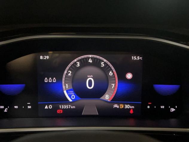Volkswagen T-Roc 1.5 TSI R-Line NAVI RFK LED ACC APP SHZ - Foto 10