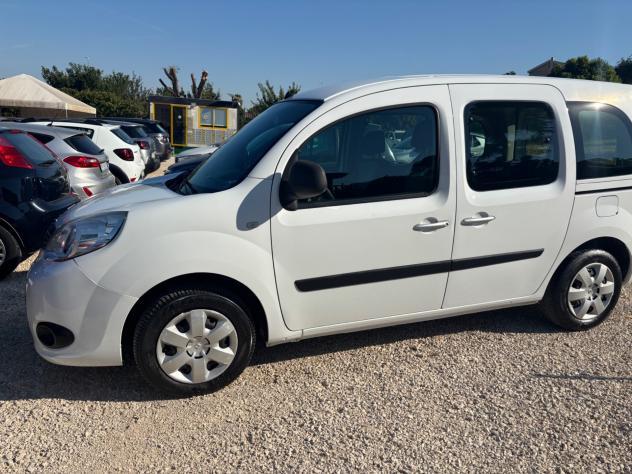 Renault Kangoo Blue dCi 8V 95CV 5 porte Limited - Foto 4