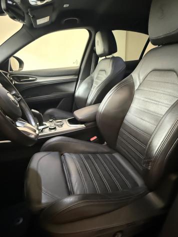 Alfa Romeo Stelvio 2.2 Turbodiesel 210 CV AT8 Q4 Veloce - Foto 4