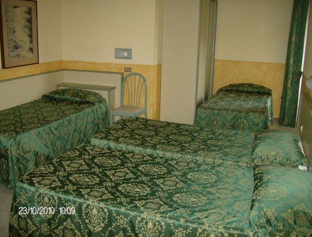 Arredo camere in ottime condizioni - Foto 6