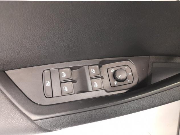 Škoda Karoq 2.0 TDI 110KW Executive DSG - Foto 9