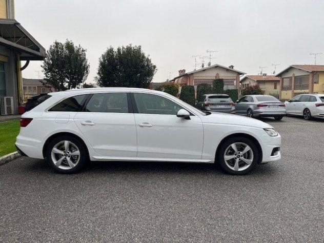 Audi A4 A4 Avant 30 TDI/136 CV S tronic Business Advanced - Foto 3