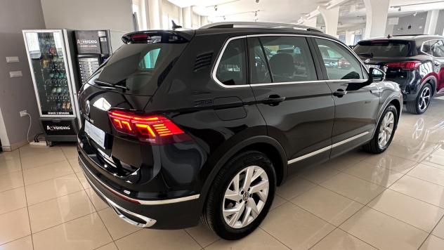 Volkswagen Tiguan 2.0 TDI 150 CV SCR DSG Elegance - Foto 4