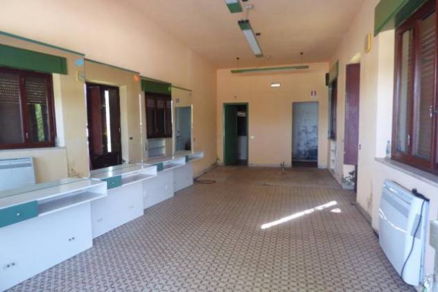 Villa in vendita a Carraia - Capannori 350 mq Rif: 1385873