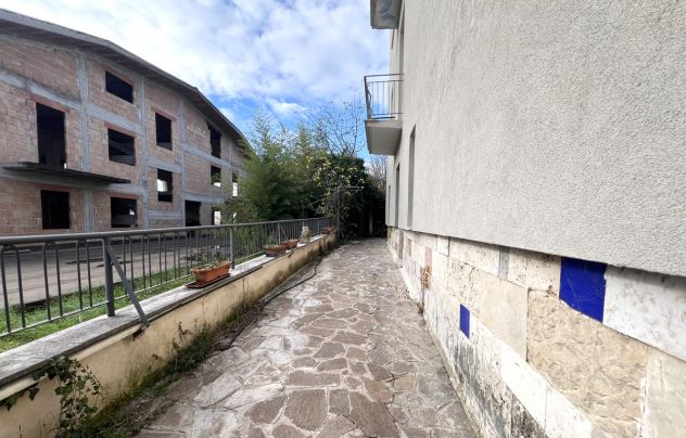 Ampio appartamento con balcone e Terrazza - Foto 11