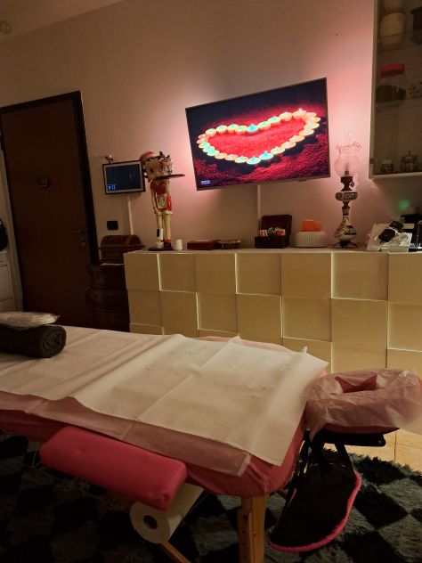 ELEONORA X VERI MASSAGGI PROFESSIONALI AFFIDATI A ME! - Foto 5 Tel:3517445937