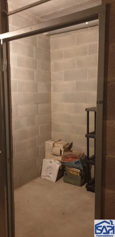 Bilocale con terrazzo e box - Foto 17