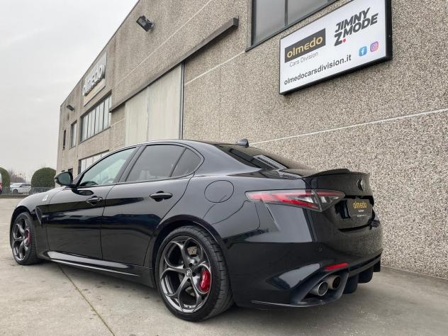 Alfa Romeo Giulia 2.9 V6 Bi-Turbo AT8 Quadrifoglio - Foto 4