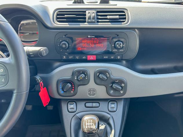 Fiat Panda 1.0 FireFly S&S Hybrid City Life - Foto 9