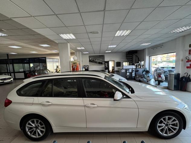 Bmw 316d Touring AUTOMATICO FULL OPTIONAL SEMPRE TAGLIANDATO - Foto 5