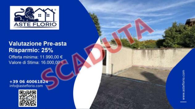 Immobile in asta di 17 m², box auto in vendita a Muggiò