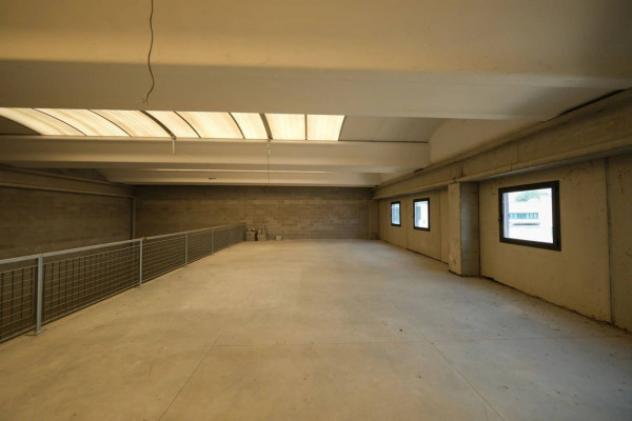 Immobile in asta di 720 m² in vendita a Casarile - Foto 2