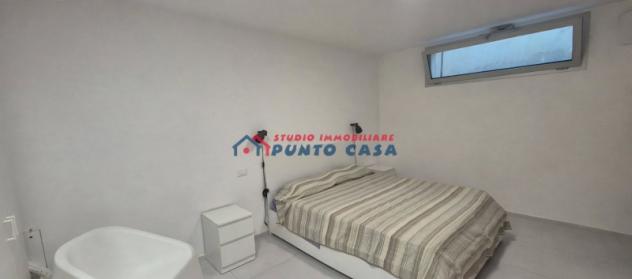LUNGOMARE DANTE ALIGHIERI - Fronte Spiaggia - 100 mq, 3 vani oltre accessori. Residence esclusivo con piscina. Euro 130mila - Foto 10