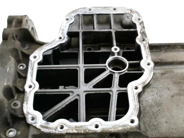 4H2Q-6U004-FA COPPA OLIO MOTORE PARTE SUPERIORE LAND ROVER RANGE ROVER SPORT 2.7 D 4X4 140KW AUT 5P (2006) RICAMBIO USATO - Foto 4