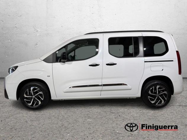 Toyota Proace City Verso 1.5D 130CV M/T L1 Executive - Foto 6