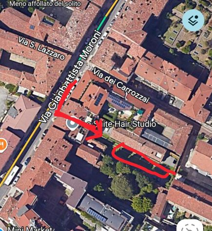 Posto auto scoperto in corte interna, centro storico