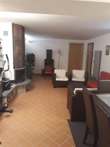 Porzione di bifamiliare con ampio giardino e piscina vendesi - Foto 16