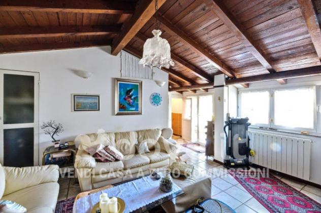 Appartamento di 110 m² con 3 locali e box auto in vendita a Varese - Foto 6