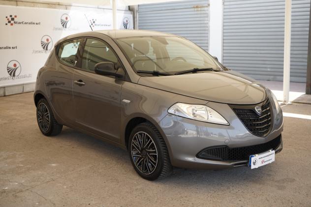 Lancia Ypsilon 1.2 69 CV GPL Gold - Foto 3